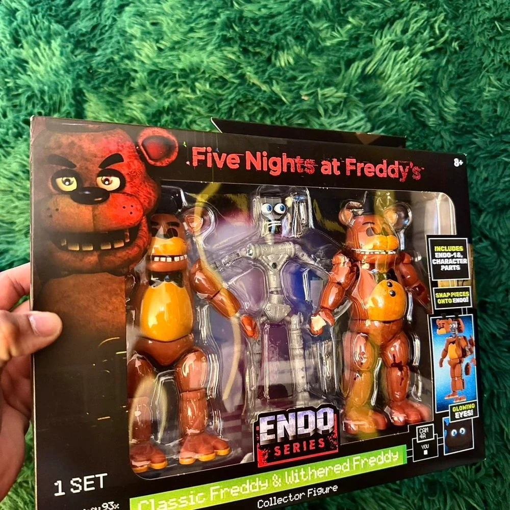 FNAF Endo Series Collector Figure 6 Inch Toy Classic Freddy & Withered Freddy